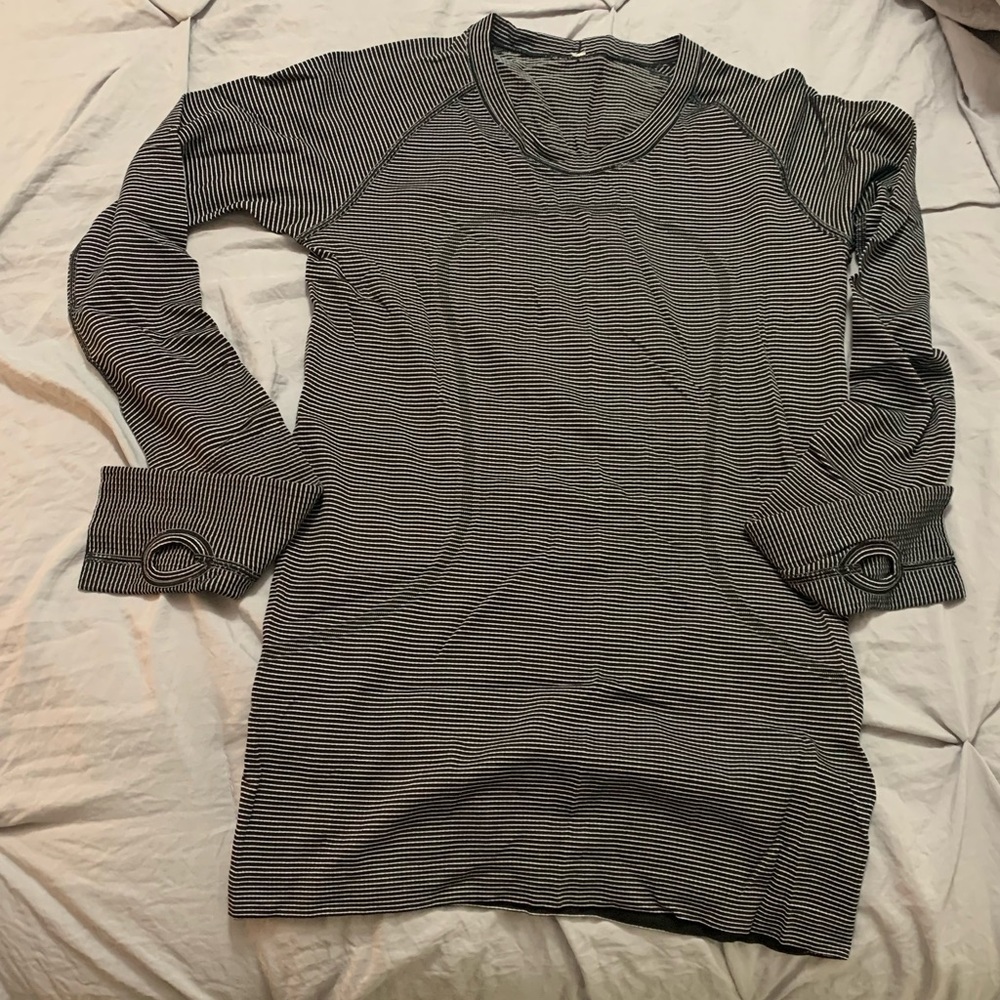 Lululemon swiftly tech long sleeve. Black and white thin stripes.